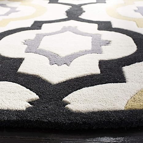 Halovia Round Tufted Rug