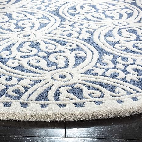 Snugaro Round Tufted Rug