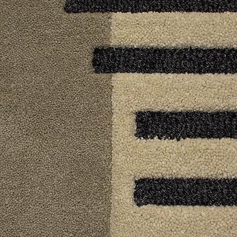 Velvoro Round Tufted Rug