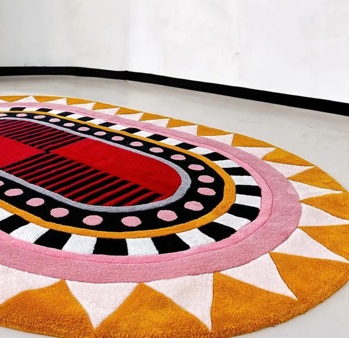 Gleam Irregular Hand Tufted Carpet