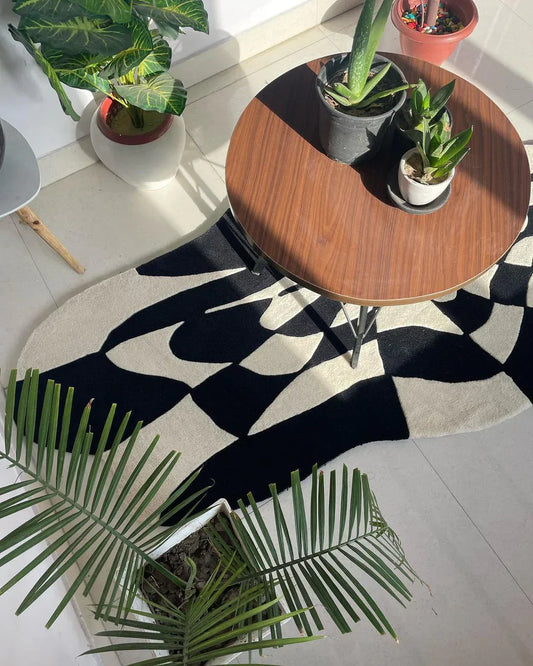 Glinza Irregular Hand Tufted Carpet