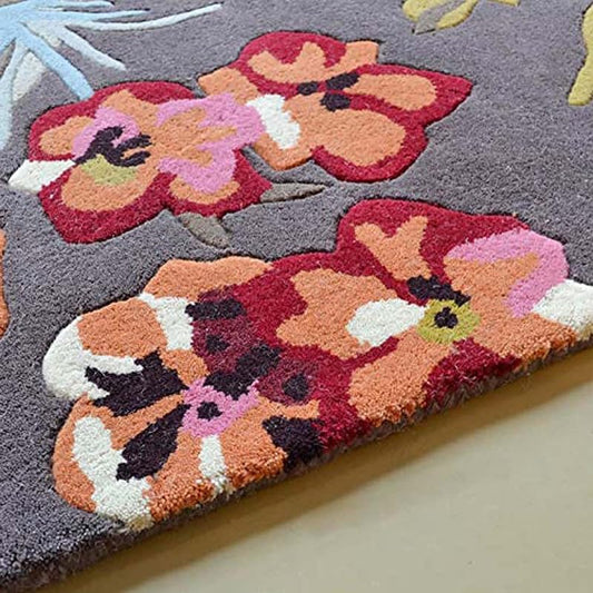 Pluvessa Hand Tufted Carpet