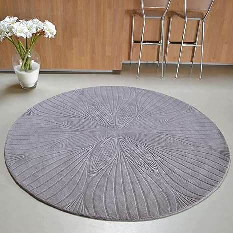 Veloria Round Tufted Carpet
