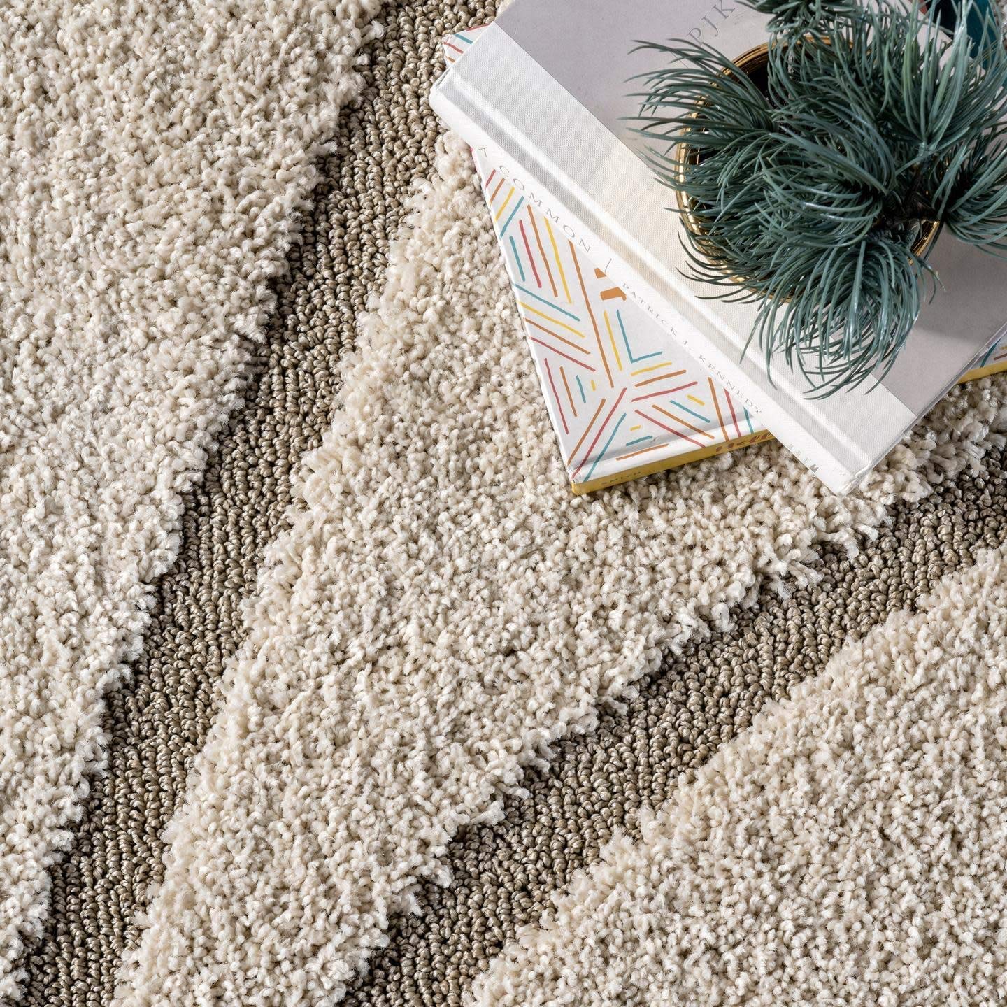 Off White Celestial Round Shaggy Carpet