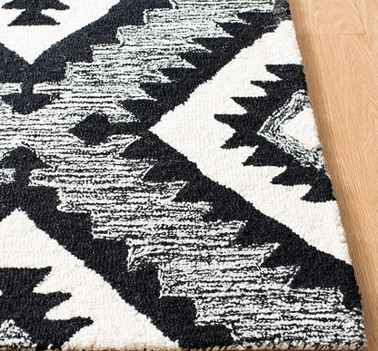 Solvessa Hand Tufted Carpet & Rug