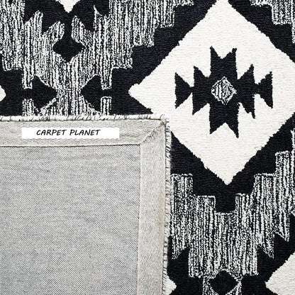 Solvessa Hand Tufted Carpet & Rug