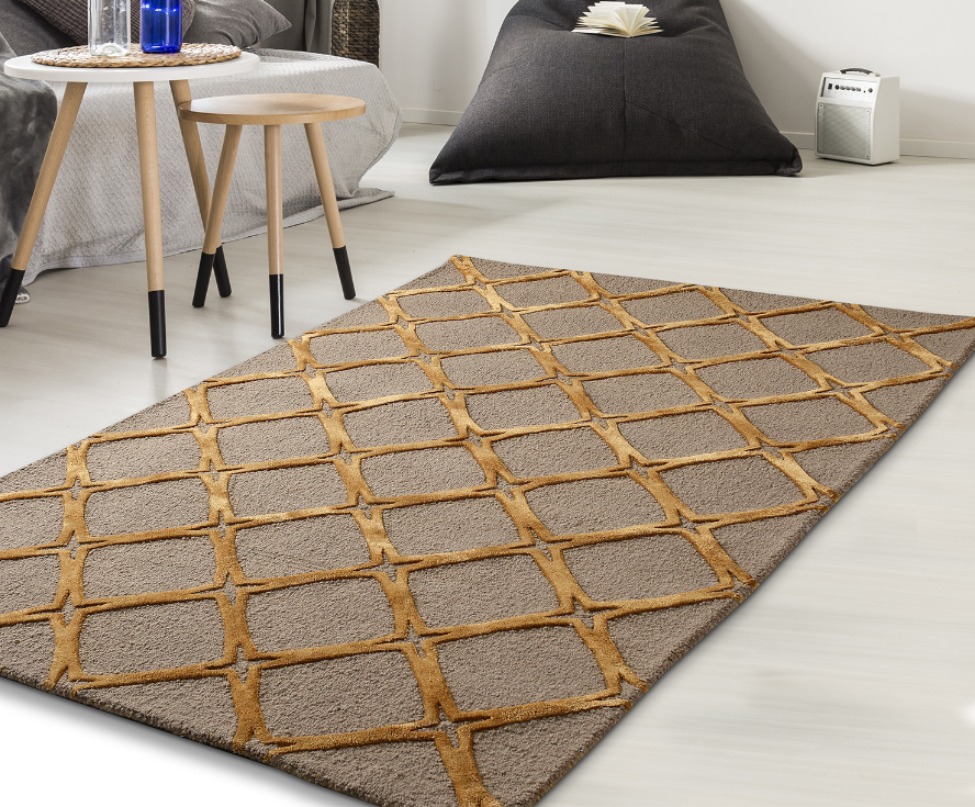 Solvique Hand Tufted Carpet