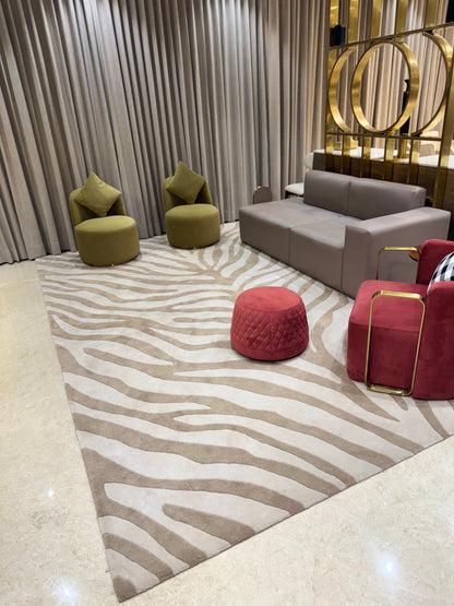 Luxora Irregular Hand Tufted Carpet