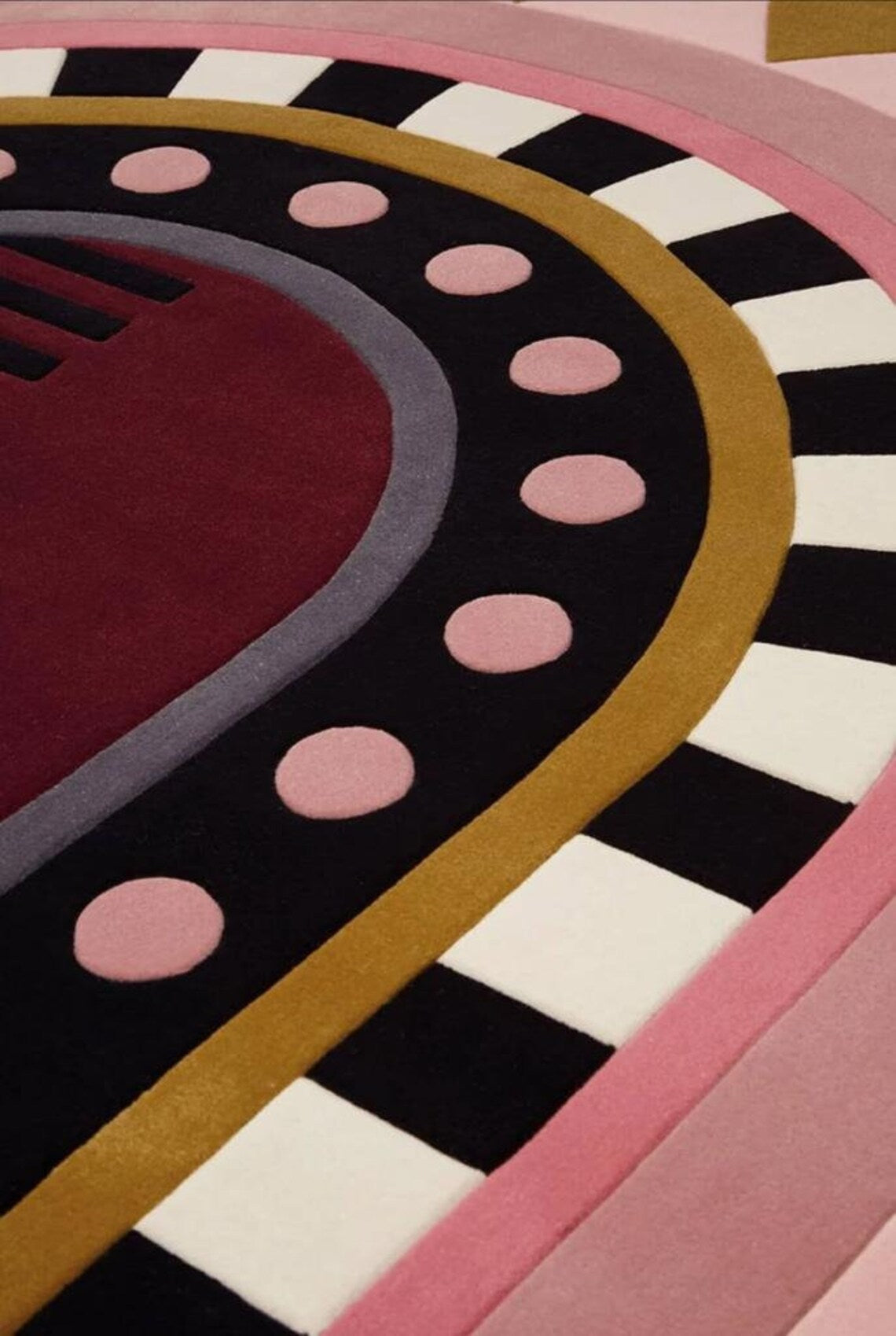 Gleam Irregular Hand Tufted Carpet
