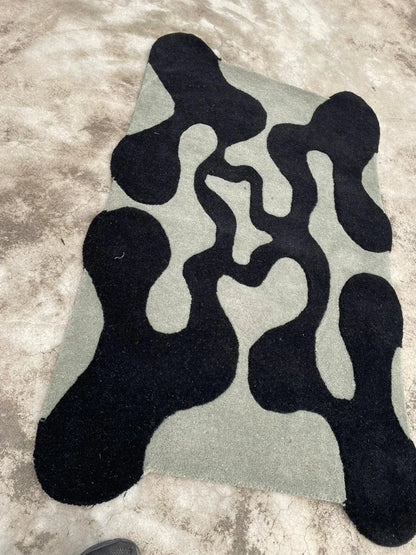 Velisse Irregular Hand Tufted Carpet
